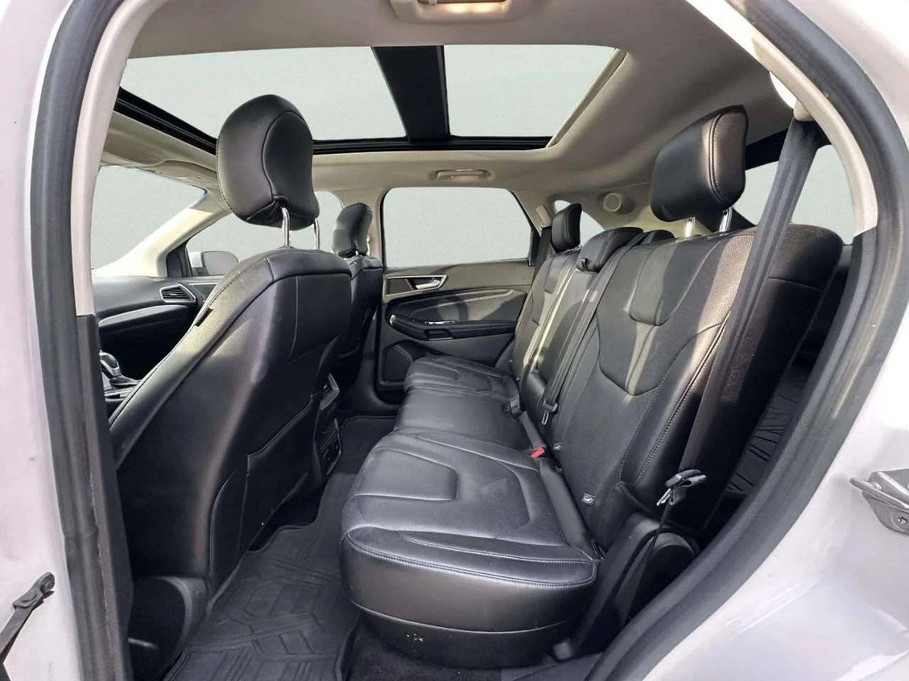 2016 Ford Edge Titanium - Photo 18