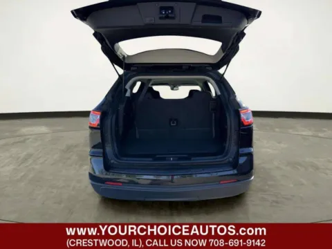 More photos of 2017 Chevrolet Traverse LT at Your Choice Autos - Crestwood, IL