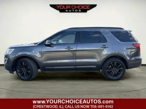 Photos of 2017 Ford Explorer XLT for sale in Crestwood, IL at Your Choice Autos - Crestwood