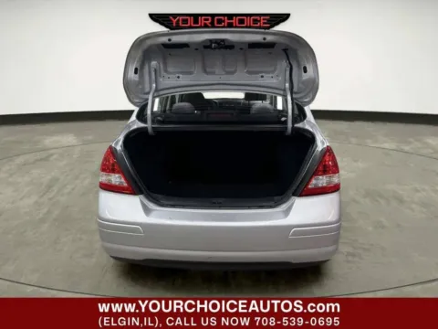More photos of 2010 Nissan Versa 1.6 at Your Choice Autos - Crestwood, IL