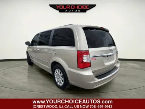 Another view of 2014 Chrysler Town & Country Touring for sale in Crestwood, IL at Your Choice Autos - Crestwood