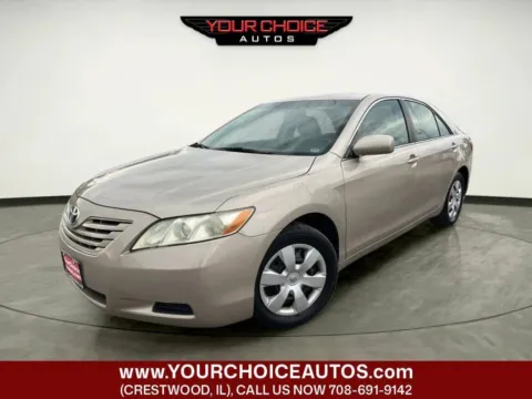 Beige 2009 Toyota Camry LE 4dr Sedan 5A for sale in Crestwood, IL