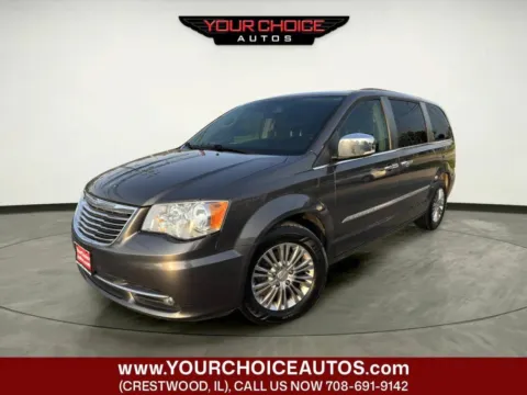 Gray 2015 Chrysler Town & Country Touring-L for sale in Crestwood, IL