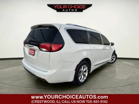 More photos of 2018 Chrysler Pacifica Touring L Plus at Your Choice Autos - Crestwood, IL