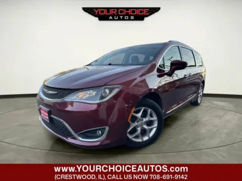 Red 2018 Chrysler Pacifica Touring L for sale in Crestwood, IL