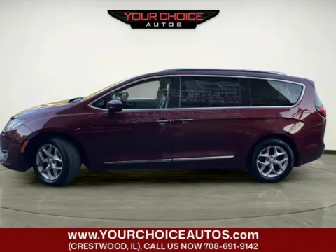 Photos of 2018 Chrysler Pacifica Touring L for sale in Crestwood, IL at Your Choice Autos - Crestwood