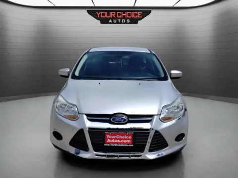 Photos of 2013 Ford Focus SE for sale in Crestwood, IL at Your Choice Autos - Crestwood