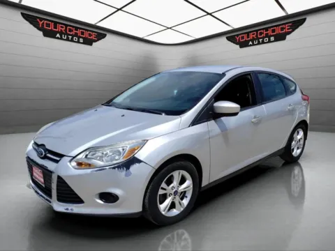 Silver 2013 Ford Focus SE for sale in Crestwood, IL