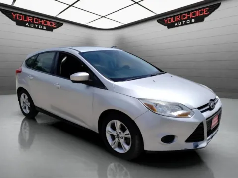 Another view of 2013 Ford Focus SE for sale in Crestwood, IL at Your Choice Autos - Crestwood