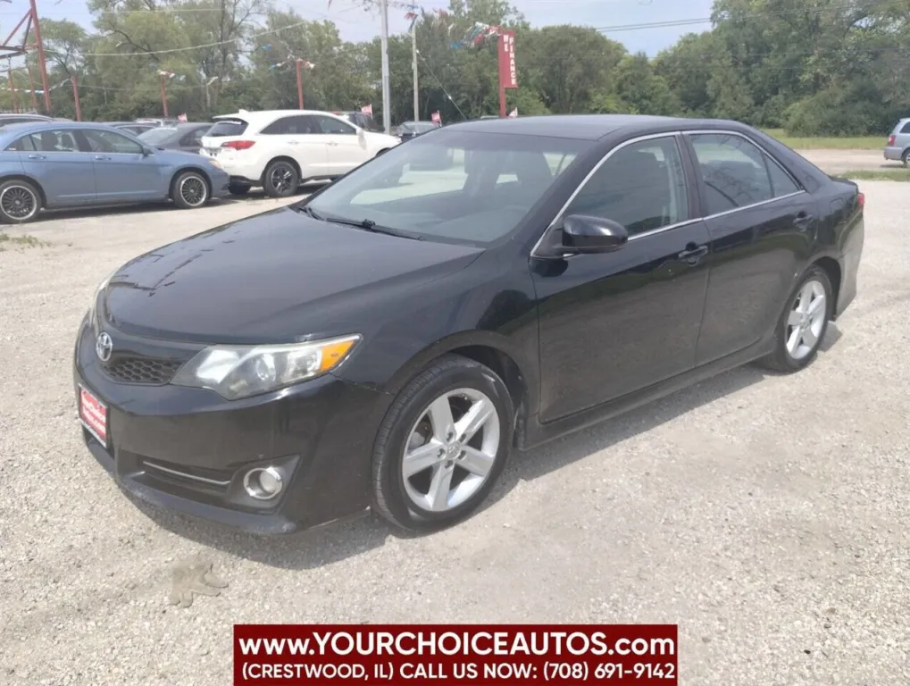2014 Toyota Camry SE 4dr Sedan for sale in Crestwood, IL