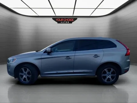 Photos of 2015 Volvo XC60 T6 for sale in Crestwood, IL at Your Choice Autos - Crestwood