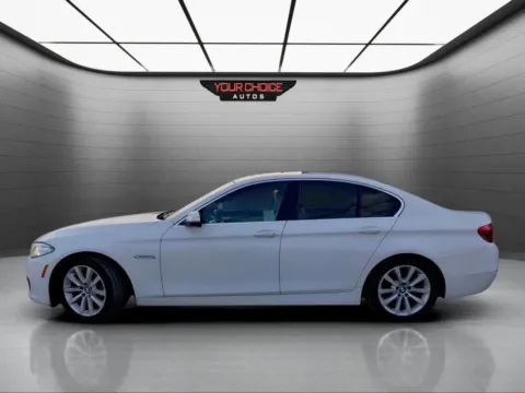 Photos of 2016 BMW 5 Series 535i for sale in Crestwood, IL at Your Choice Autos - Crestwood