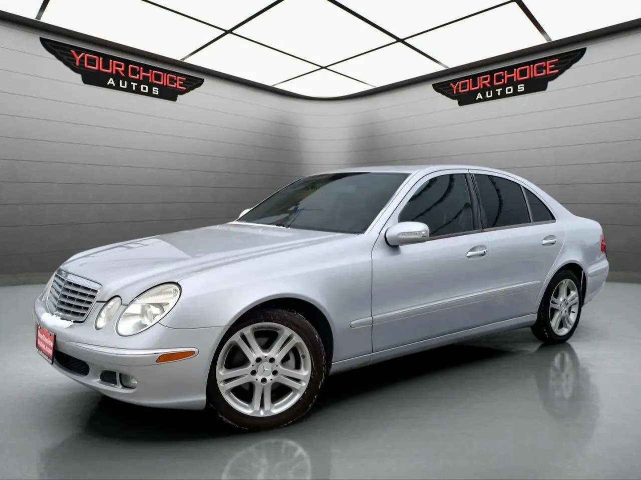 Silver 2006 Mercedes-Benz E-Class 3.5L for sale in Crestwood, IL