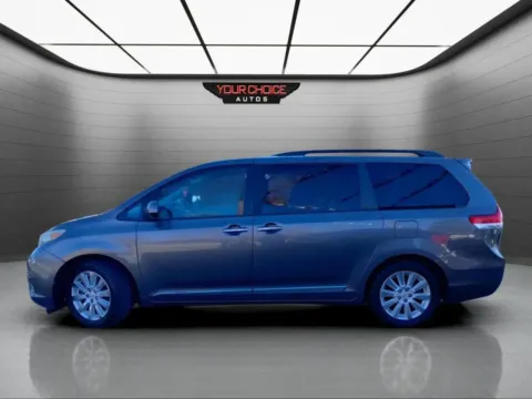 Photos of 2013 Toyota Sienna XLE 7 Passenger AWD 4dr Mini Van for sale in Crestwood, IL at Your Choice Autos - Crestwood