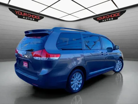 More photos of 2013 Toyota Sienna XLE 7 Passenger AWD 4dr Mini Van at Your Choice Autos - Crestwood, IL