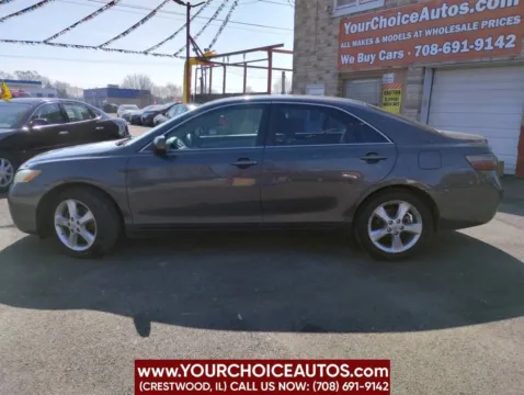 Photos of 2009 Toyota Camry LE 4dr Sedan 5A for sale in Crestwood, IL at Your Choice Autos - Crestwood