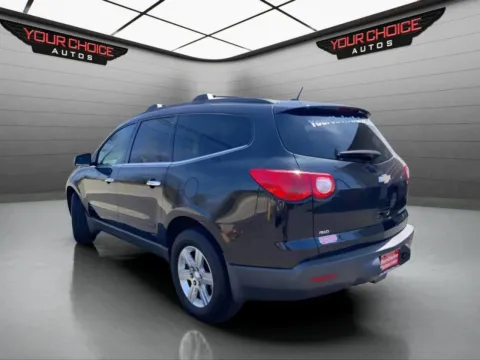 Another view of 2012 Chevrolet Traverse LT w/2LT for sale in Crestwood, IL at Your Choice Autos - Crestwood