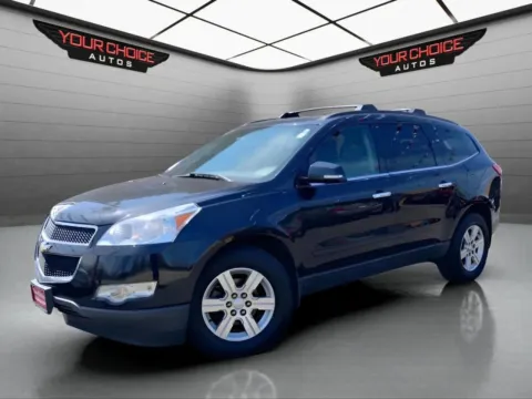 Black 2012 Chevrolet Traverse LT w/2LT for sale in Crestwood, IL
