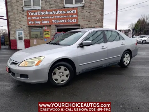 Silver 2006 Honda Accord Sdn LX for sale in Crestwood, IL