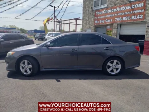 Photos of 2014 Toyota Camry SE Sport 4dr Sedan for sale in Crestwood, IL at Your Choice Autos - Crestwood