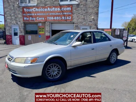 Silver 2001 Toyota Camry LE 4dr Sedan for sale in Crestwood, IL