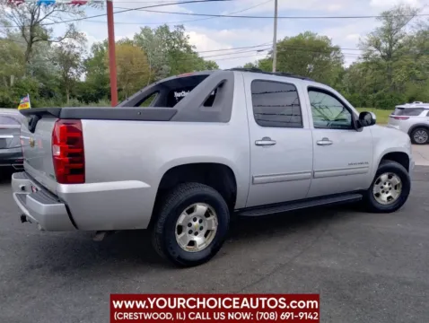 More photos of 2011 Chevrolet Avalanche LS at Your Choice Autos - Crestwood, IL