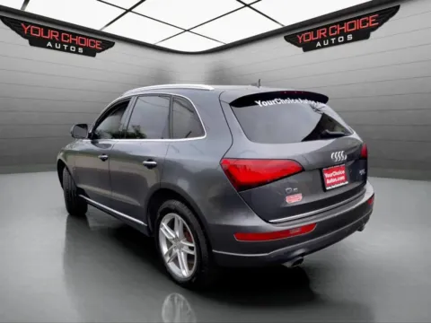 Another view of 2017 Audi Q5 Premium for sale in Crestwood, IL at Your Choice Autos - Crestwood