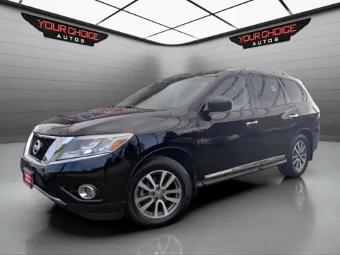 Black 2013 Nissan Pathfinder SL for sale in Crestwood, IL