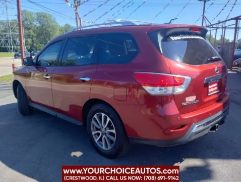 Another view of 2013 Nissan Pathfinder SV for sale in Crestwood, IL at Your Choice Autos - Crestwood