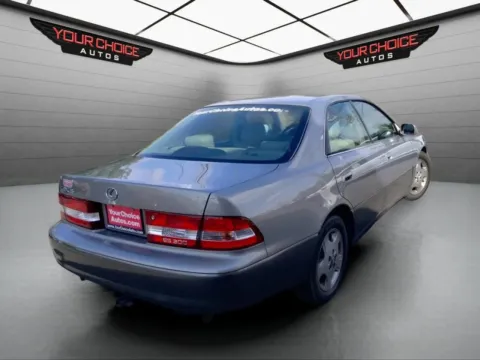 More photos of 2000 Lexus ES 300 Base 4dr Sedan at Your Choice Autos - Crestwood, IL
