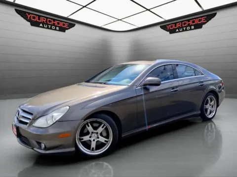 Beige 2009 Mercedes-Benz CLS-Class 5.5L for sale in Crestwood, IL