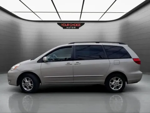 Another view of 2005 Toyota Sienna XLE 7 Passenger AWD 4dr Mini Van for sale in Crestwood, IL at Your Choice Autos - Crestwood