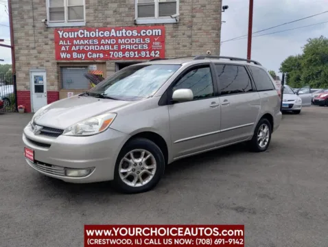 Silver 2005 Toyota Sienna XLE 7 Passenger AWD 4dr Mini Van for sale in Crestwood, IL
