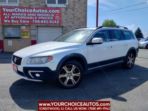 White 2015 Volvo XC70 T6 Premier Plus for sale in Crestwood, IL