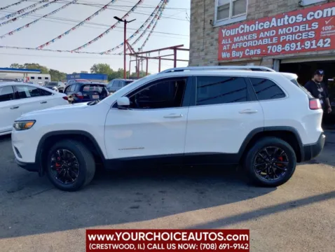 Photos of 2019 Jeep Cherokee Latitude for sale in Crestwood, IL at Your Choice Autos - Crestwood