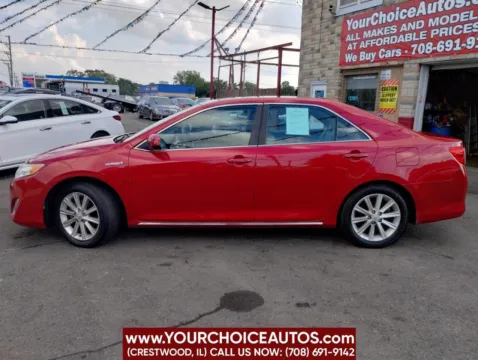 Photos of 2014 Toyota Camry Hybrid XLE 4dr Sedan for sale in Crestwood, IL at Your Choice Autos - Crestwood