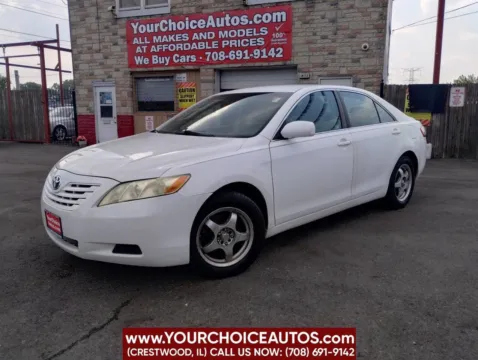 White 2008 Toyota Camry Base 4dr Sedan 5A for sale in Crestwood, IL