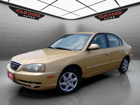 Gold 2004 Hyundai Elantra GLS 4dr Sedan for sale in Crestwood, IL