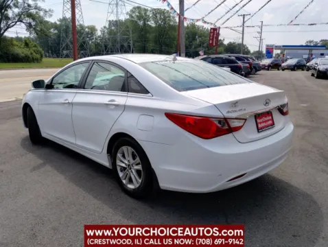 Another view of 2013 Hyundai Sonata GLS for sale in Crestwood, IL at Your Choice Autos - Crestwood