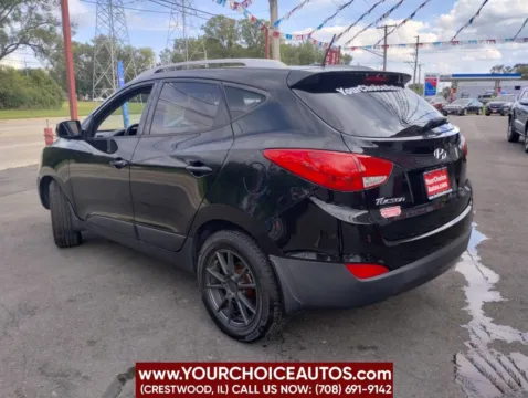 Another view of 2015 Hyundai Tucson SE for sale in Crestwood, IL at Your Choice Autos - Crestwood