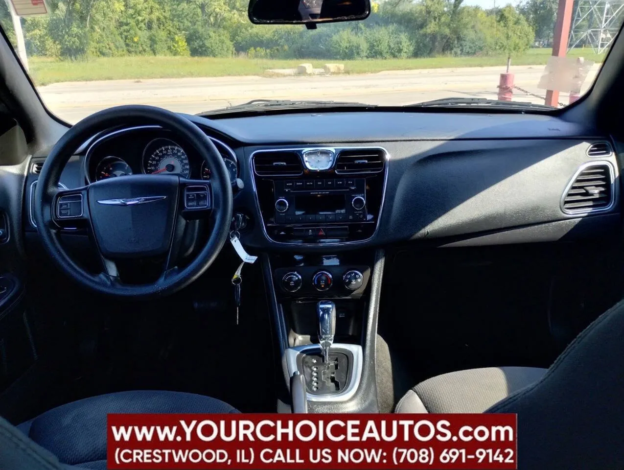 2014 Chrysler 200 LX - Photo 34