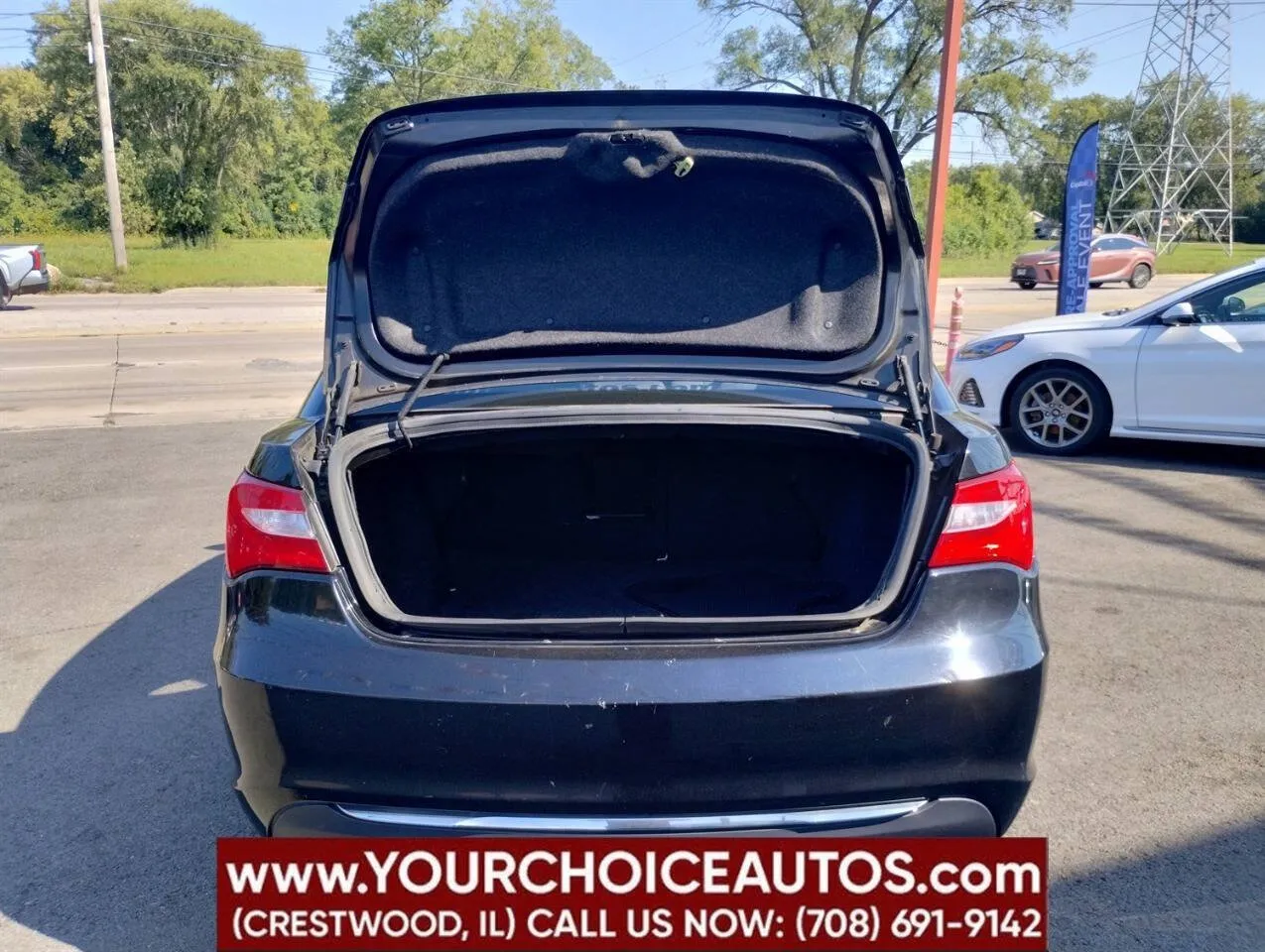 2014 Chrysler 200 LX - Photo 10