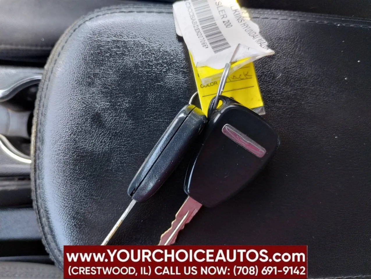 2014 Chrysler 200 LX - Photo 36