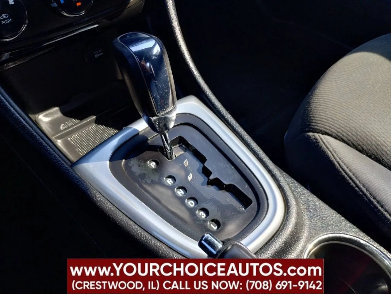 2014 Chrysler 200 LX - Photo 32