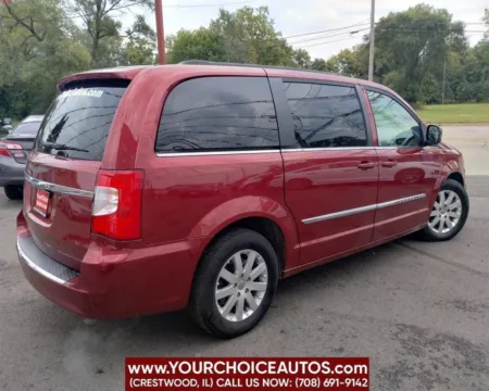 More photos of 2015 Chrysler Town & Country Touring at Your Choice Autos - Crestwood, IL