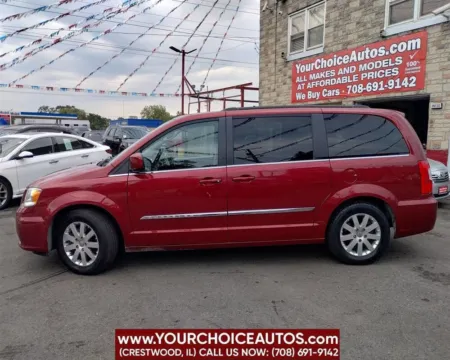 Photos of 2015 Chrysler Town & Country Touring for sale in Crestwood, IL at Your Choice Autos - Crestwood