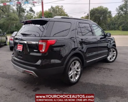 More photos of 2016 Ford Explorer XLT at Your Choice Autos - Crestwood, IL
