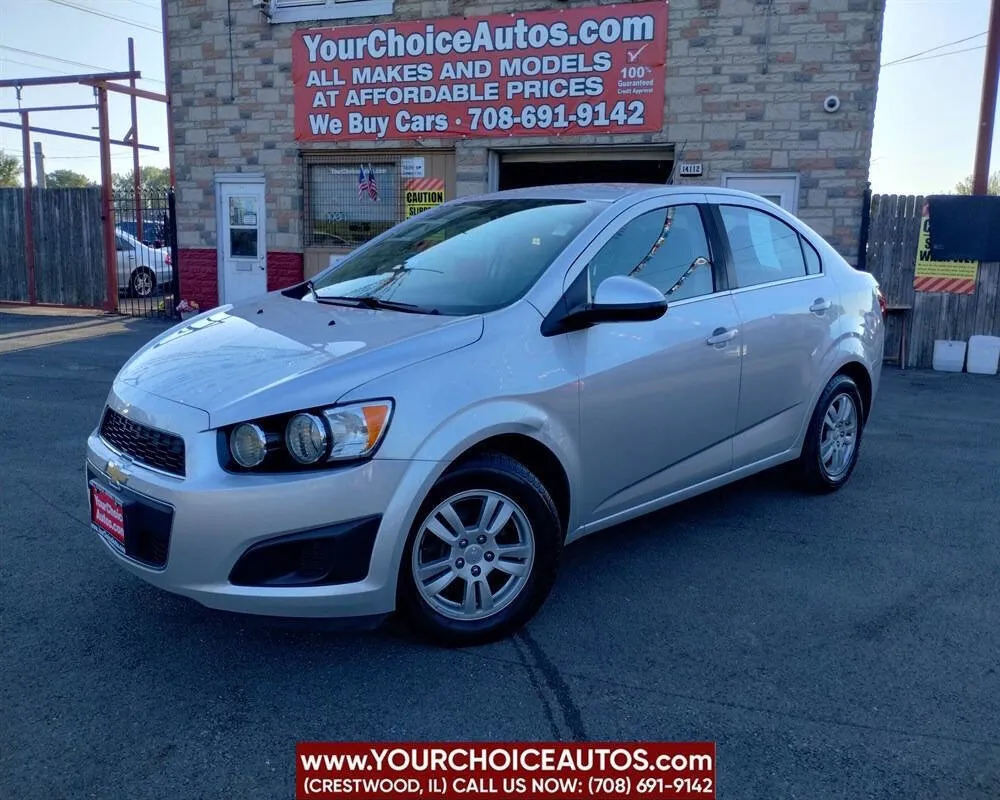 Silver 2014 Chevrolet Sonic LT for sale in Crestwood, IL