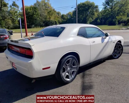 More photos of 2010 Dodge Challenger SE at Your Choice Autos - Crestwood, IL