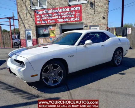 White 2010 Dodge Challenger SE for sale in Crestwood, IL